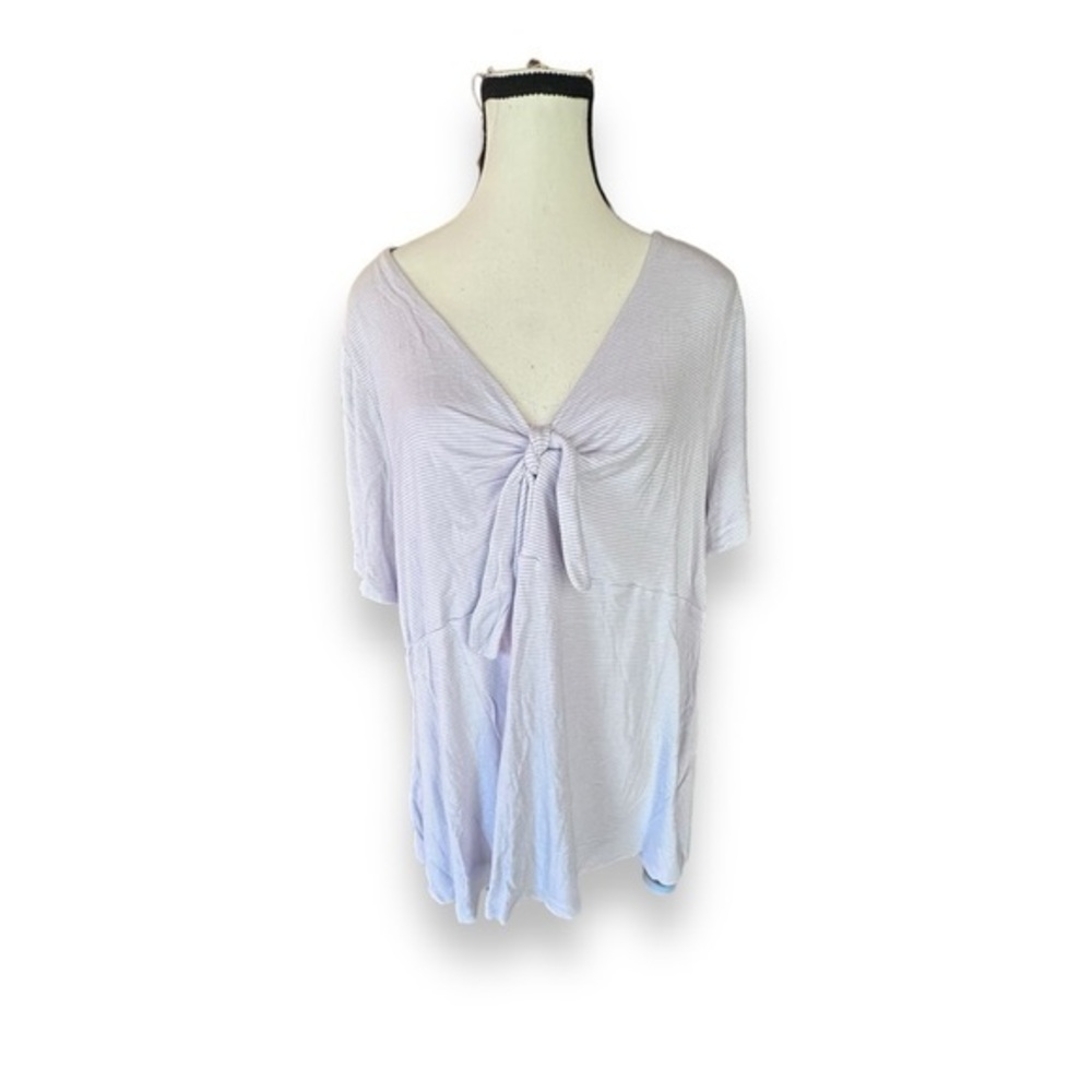 Women’s 2X Old Navy White Lavender Twist Bust Top 18 20 XXL
